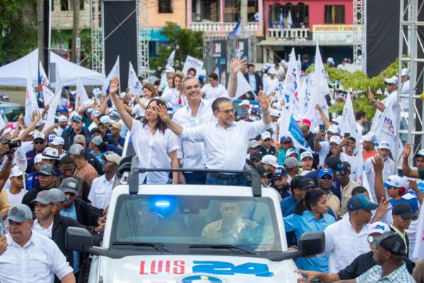 Abinader y PRM cerrarán con 32 caravanas simultaneas. Foto fuente externa