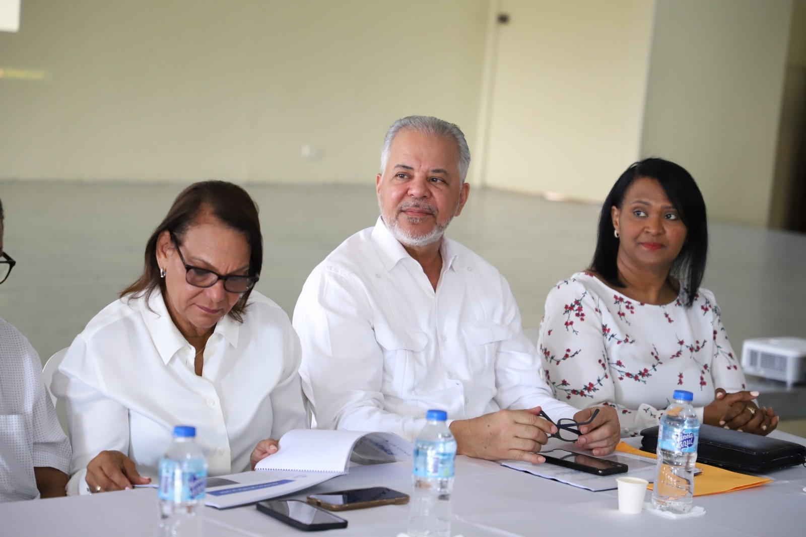 EGEHID socializa con banilejos el Proyecto Presa La Gina (foto, fuente externa)