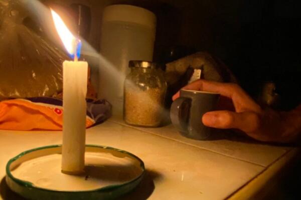 Moradores de Villas Agrícolas denuncian llevan tres días sin luz. (Foto: fuente externa)