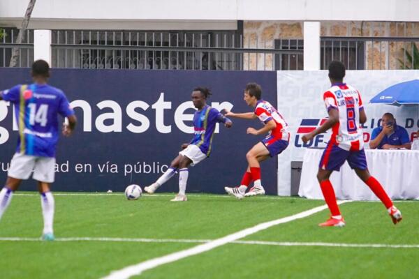 Delfines y Atlántico empatan en la jornada 9 de la Liga Dominicana de Fútbol (LDF)