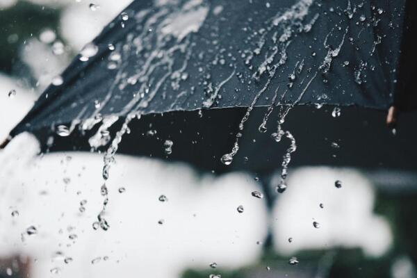 Lluvias intensas con ráfagas de viento en varias provincias del país