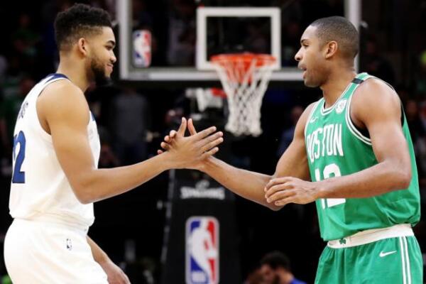 Al Horford Karl Towns en un duelo entre Boston Celtices y Minnesota Timberwolves