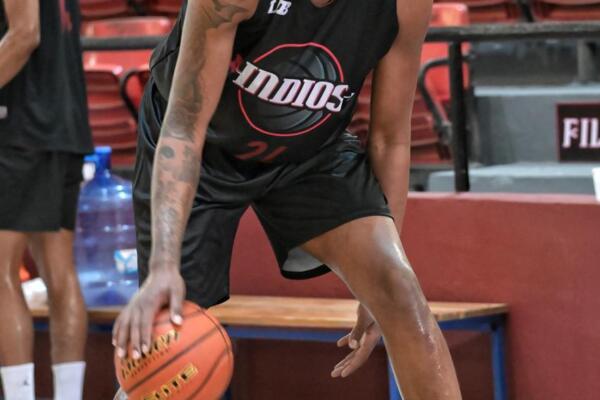 Con la llegada de Justin Patton los Indios tienen a tres de sus cuatro jugadores refuerzos en el país con Jordan Allen y Tony Farmer, sólo a la espera de la llegada del armador Myles Mack.