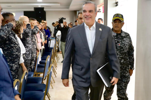 El presidente de la República, Luis Abinader, encabeza reunión de seguimiento al Plan de Seguridad Ciudadana. Foto: Fuente externa