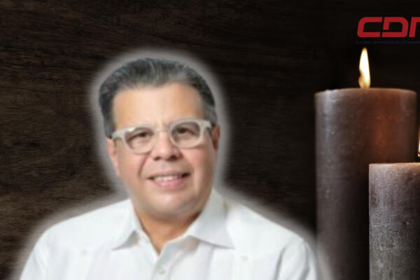 Dr. Manuel Lora Perelló, quien falleció días después de sufrir una caída en heladería. Foto CDN Digital