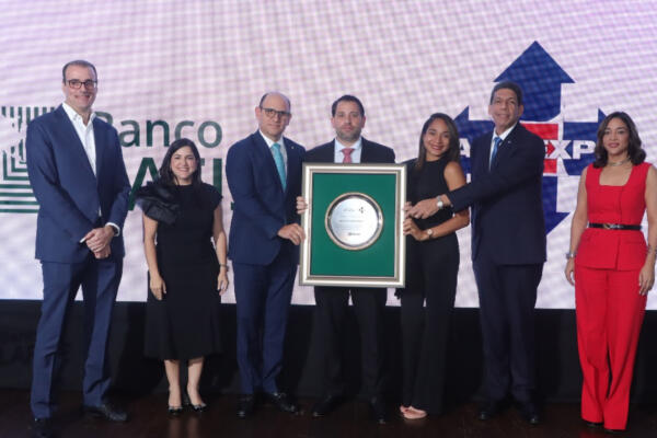 Adoexpo recibe premio y destaca exportaciones. (foto, fuente externa)