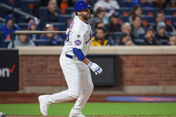 Los Mets se convirtieron en el primer equipo que enfrenta dos veces a Imanaga (7-2) durante su impresionante transición a las Grandes Ligas y el zurdo japonés permitió 10 carreras y 11 hits en poco más de tres episodios.
