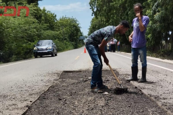 La vía enlaza el municipio de Guayubín con el Cruce de Copey, que conduce directamente a la comunidad de Pepillo Salcedo.