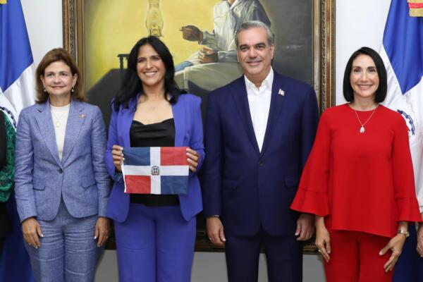 Thais Herrera salió el 16 de mayo a las 11pm hora de Nepal, rumbo a la cumbre del Everest y llegó al pico más alto del mundo el miércoles 22 de mayo, el cual cuenta con 8.849 metros (29.032 pies de altura).