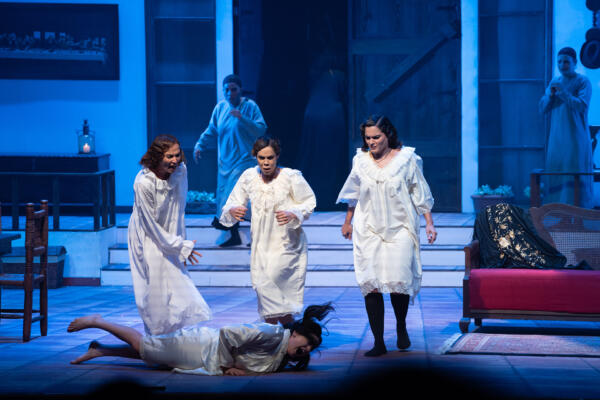 Regresa a escena “La Casa de Bernarda Alba” el 5 y 6 de julio,
en la Sala Carlos Piantini del Teatro Nacional (foto, fuente externa)
