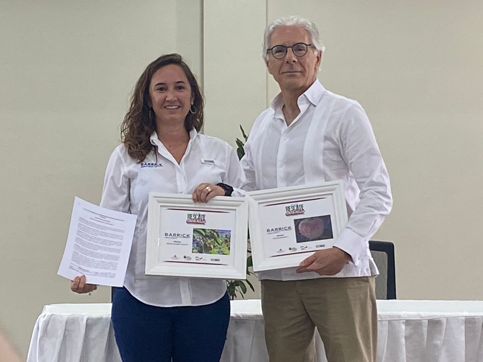 Barrick Pueblo Viejo refuerza su compromiso con la preservación de la flora dominicana. (foto, fuente externa)