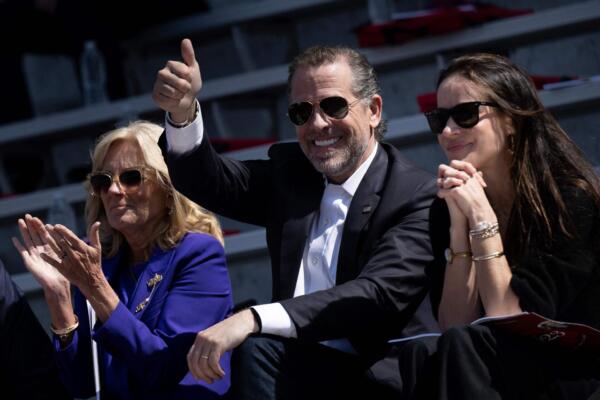 Se trata de la primera vez en la historia de Estados Unidos que el hijo de un presidente en activo se enfrenta a un juicio. Foto: Fuente Externa