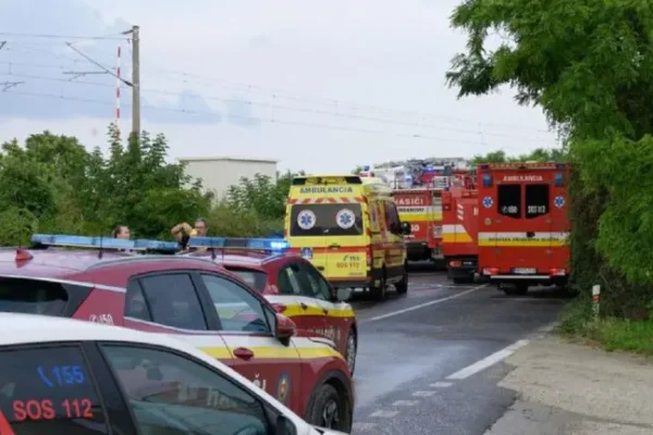 El autobús, en el que viajaban unas diez personas, cubría el trayecto de 20 kilómetros entre Novy Zamky y Kolta. Fuente Externa.