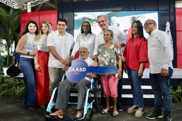 Presidente Abinader inaugura obras en Los Alcarrizos, La Zurza, Los Tres Brazos y Guerra