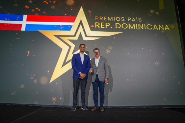 Señores Fernando Ruiz y Arturo Grullón, de Qik 
Foto: fuente externa