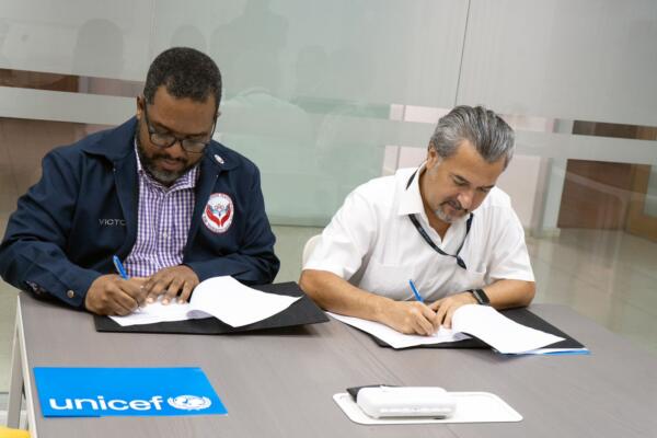 UNICEF y Asonadedi RD firman acuerdo para la promoción de la educación inclusiva (foto, fuente externa)