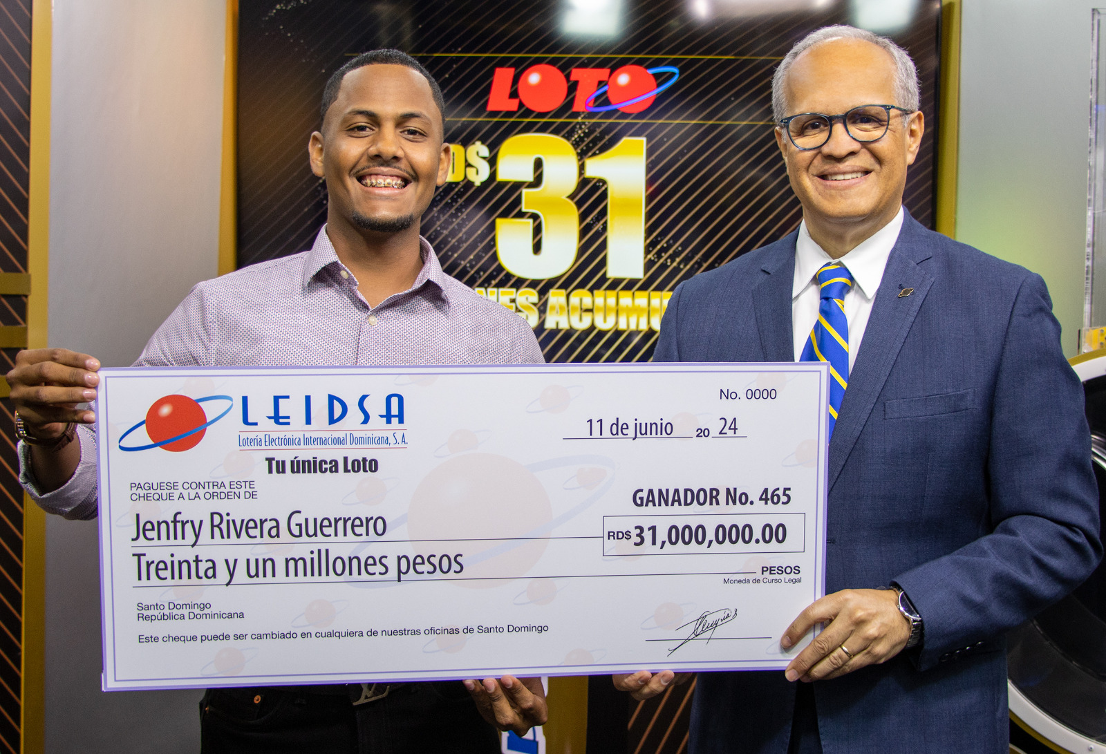 LEIDSA entrega 31 millones al millonario 465 del Loto. (foto, fuente externa)
