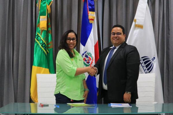 Zoológico e Incabide firman alianza para la custodia de animales exóticos. (foto, fuente externa)