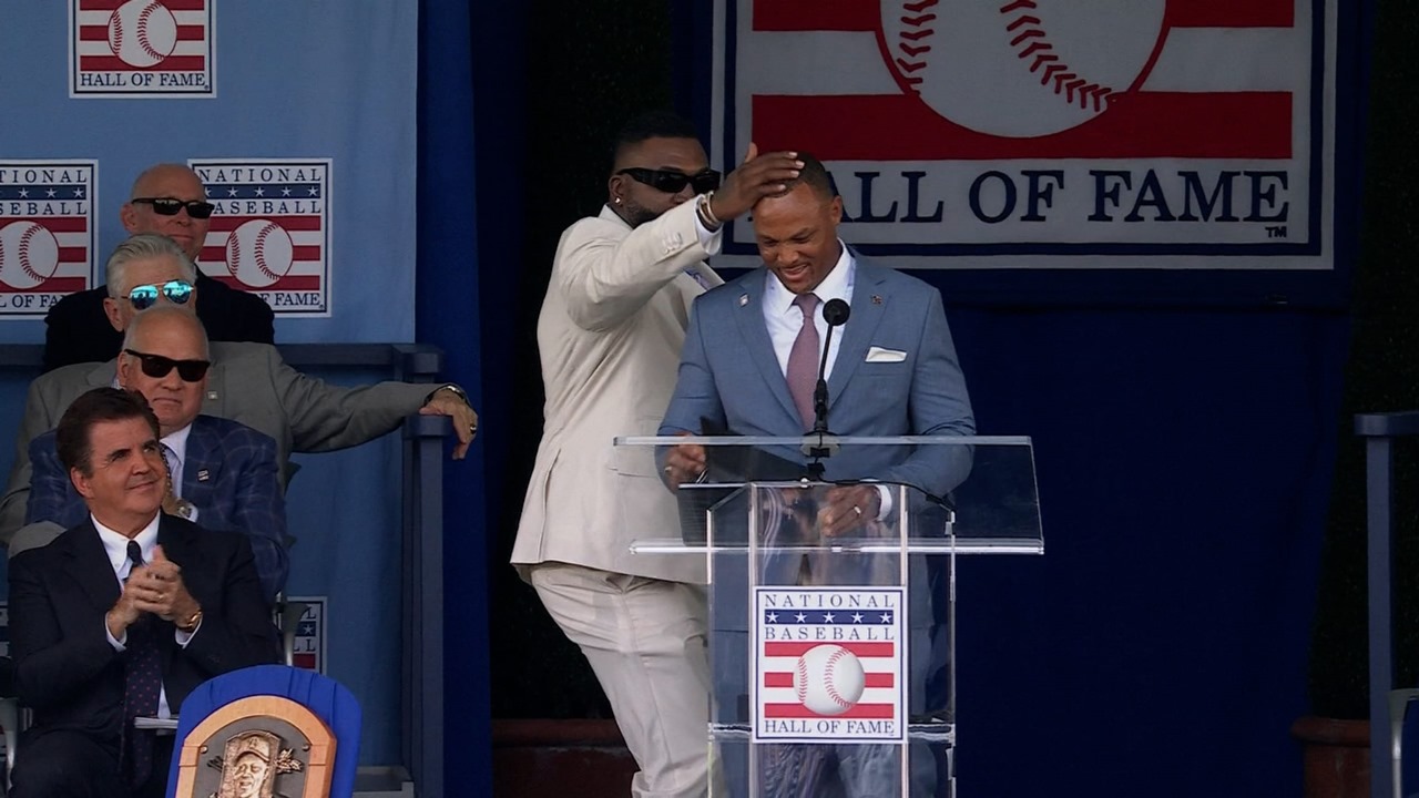 Momento en el que David Ortiz recuerda que a Adrian Beltré no le gusta que le toquen la cabeza