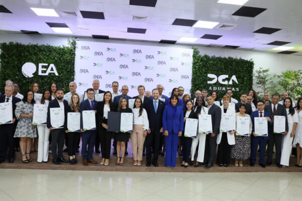 Participaron representantes de la Dirección Nacional de Control de Drogas, del Cuerpo Especializado en Seguridad Aeroportuaria y del Cuerpo Especializado de Seguridad Portuaria.