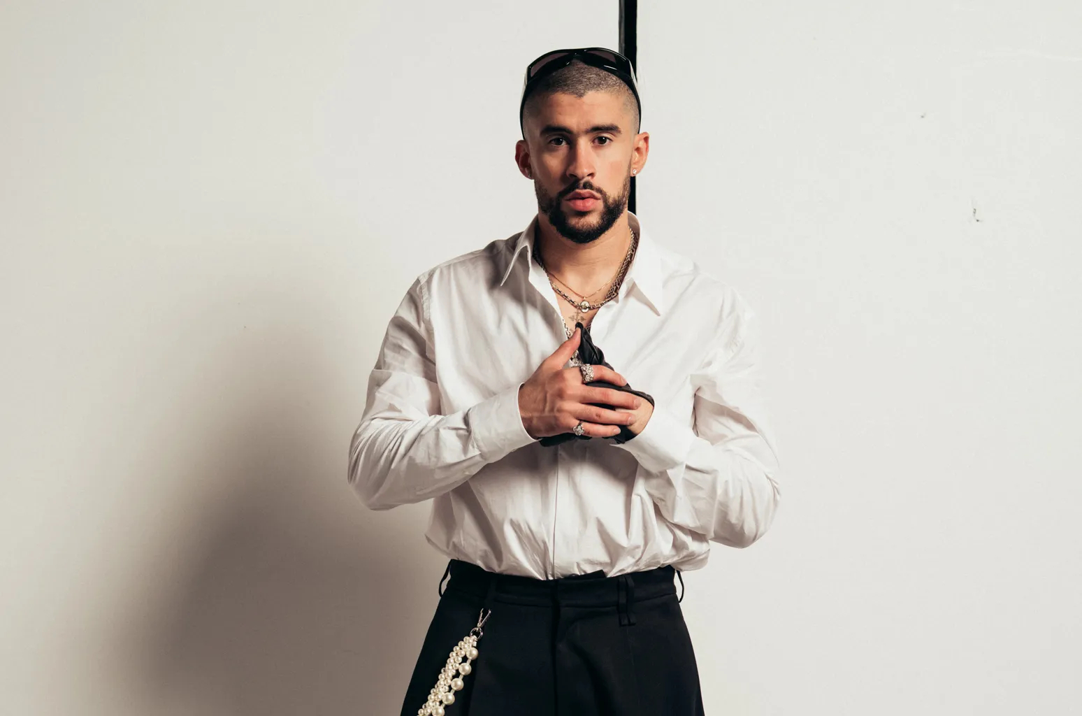 Bad Bunny anuncia fondo que ayudará a jóvenes dominicanos