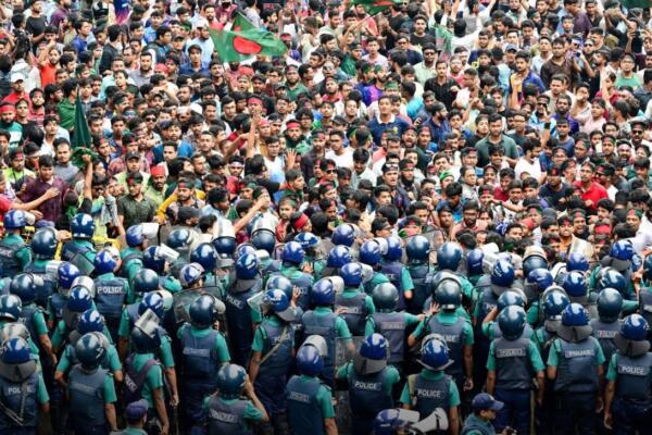 Protesta estudiantil y violencia sumergen a Bangladés en el caos con más de 50 muertos. Foto fuente externa