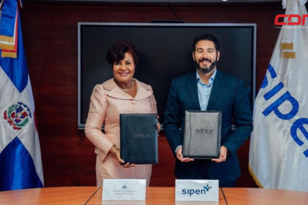 Firman acuerdo para Proteger afiliados de la Seguridad Social                           