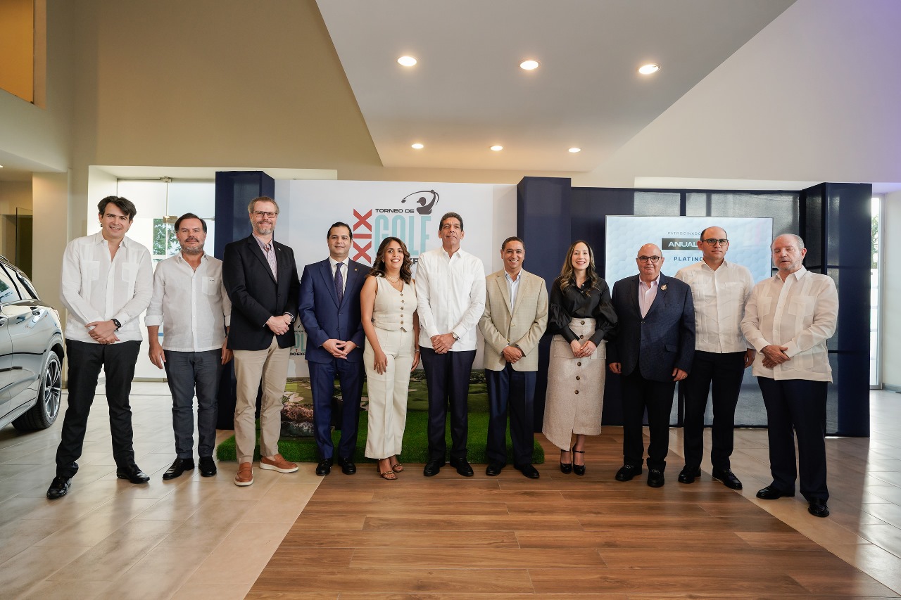 Este año, los golfistas rivalizan en el formato scramble en parejas, con el 25% del hándicap, en las tres categorías “A”, “B” y “C”.