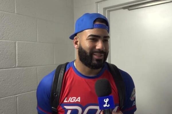 Mejía fue electo recientemente como Cerrador del Año en la Liga Mayor de Béisbol Profesional de Venezuela. Tuvo marca de 3-0 con porcentaje de carreras limpias de 1.74 y 11 partidos salvados.