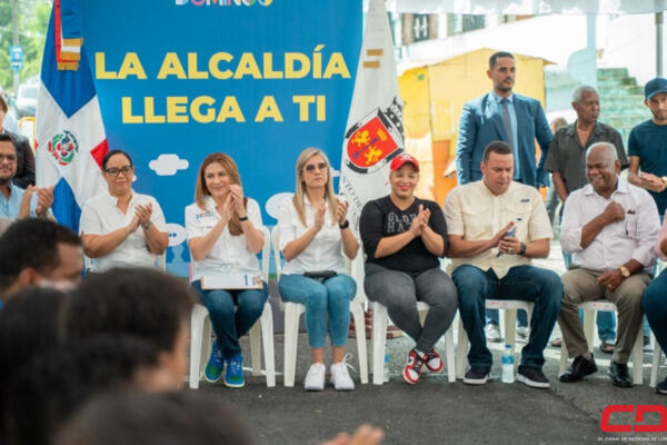 Carolina Mejía impulsa iniciativas comunitarias en San Miguel.
