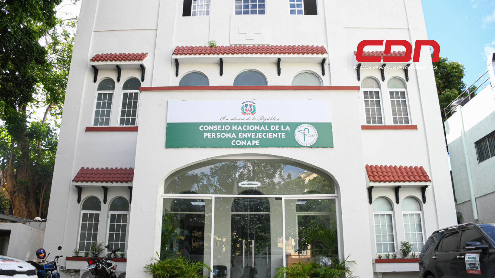 Presentó el libro “Historia de los Asilos Dominicanos”.