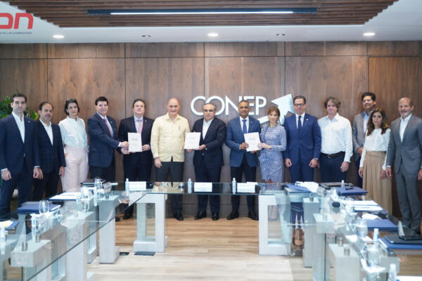 Gobierno presenta ”Plan Meta RD 2036” al Conep