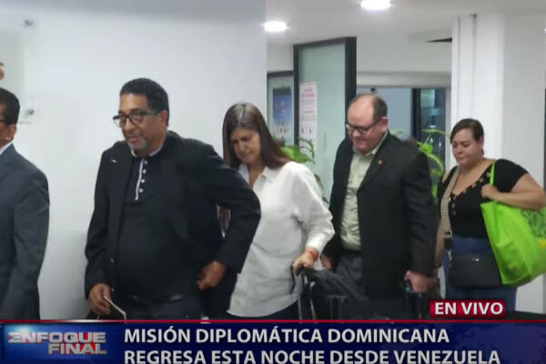 Llega al país misión diplomática de RD en Venezuela