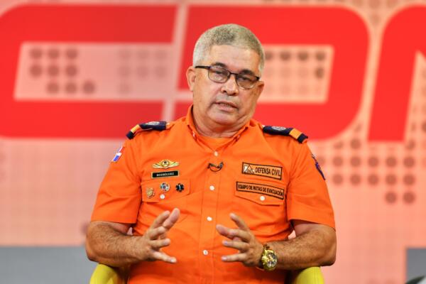 Delfín Rodríguez, jefe de Operaciones de la Defensa Civil, en entrevista en Despierta con CDN (foto: Félix de la Cruz)
