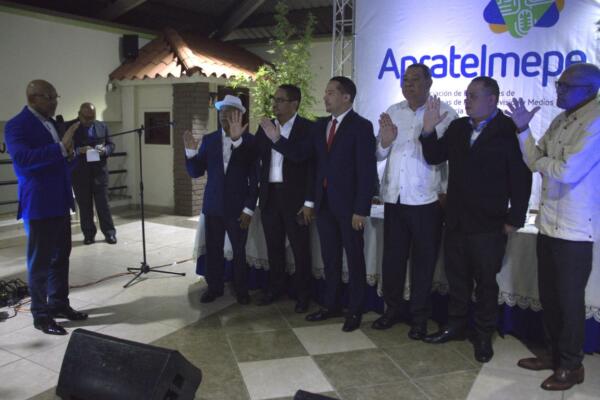 En la toma de posesión, Claudio González agredeció la  confianza. Foto: Fuente externa 