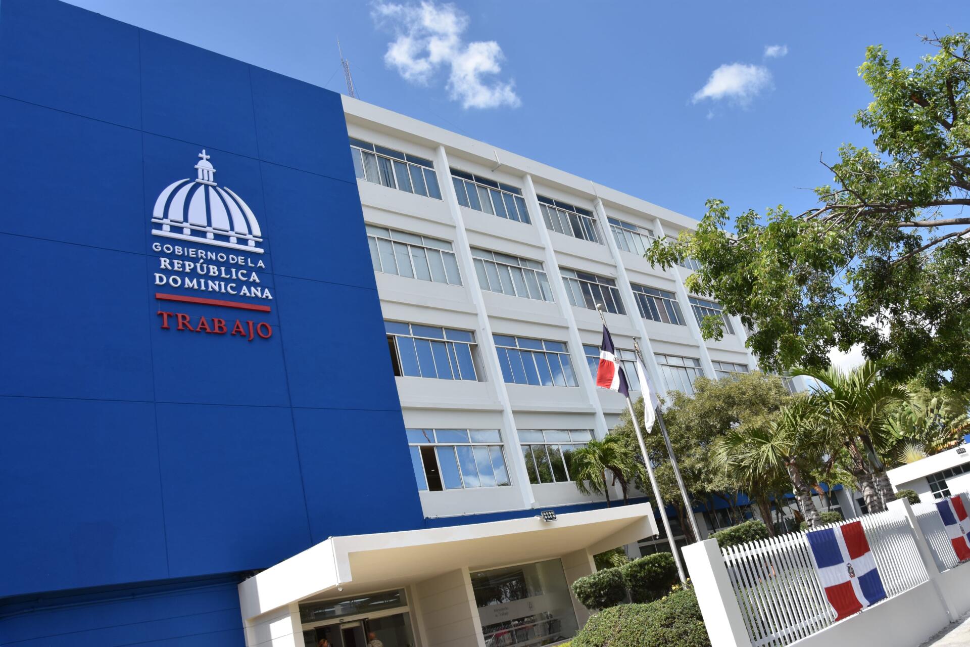 No tienes trabajo y vives en Santo Domingo, aqui te contamos de vacantes para empleos.