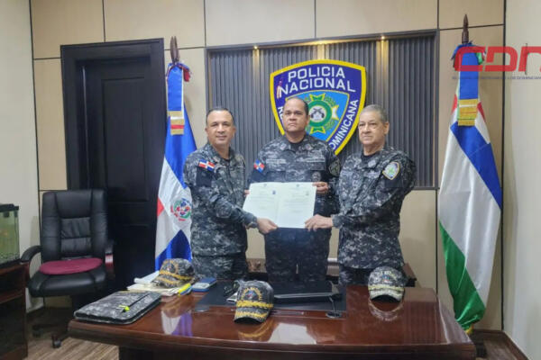 General Julio César Betances Hernández asume como director regional en La Vega.