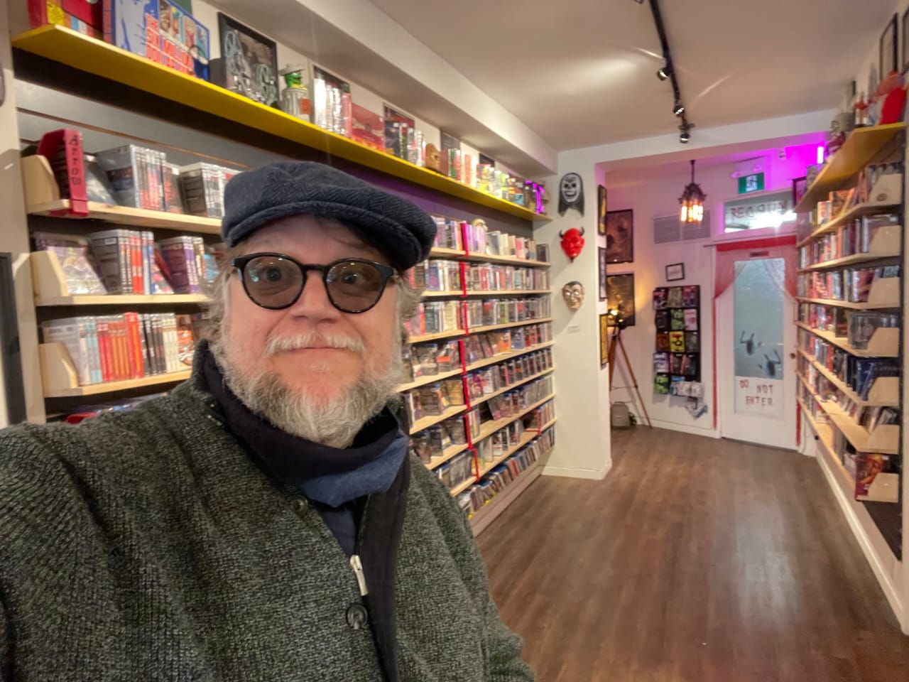 Guillermo del Toro solicita a Toronto que salve una histórica sala de cine de la ciudad. Foto fuente externa