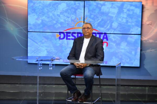 José Miguel Gómez, psiquiatra y escritor, en entrevista en Despierta con CDN (foto: Danny Polanco)