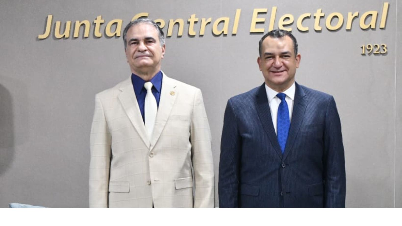 Presidentes de la JCE y del TSE evalúan trabajos del pasado proceso electoral.