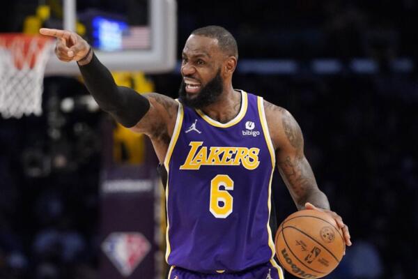 Lebron James regresará con los Lakers por dos años más