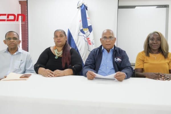 Maestros solicitan asignación de personal complementario para la Jornada Extendida.