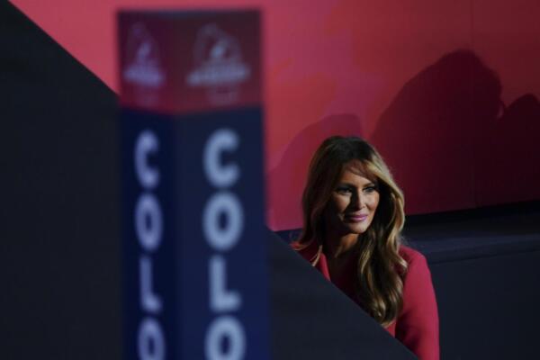 Melania pone fin a los rumores de separación de Trump