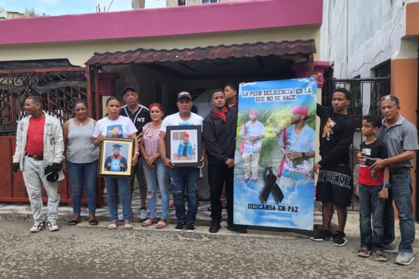 Piden justicia por muerte de joven hace 10 meses en Santiago