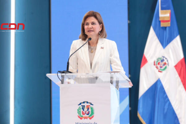 Raquel Peña exhorta a países caribeños a utilizar tecnología aérea