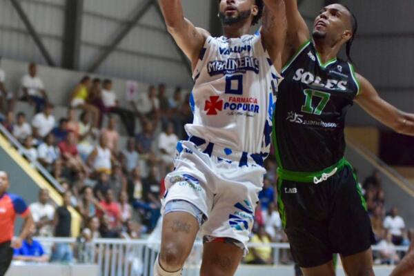 Jared Wilson-Framme encabezó a cuatro jugadores de Marineros en cifras dobles en punrtos con 23 unidades, incluyendo 7 disparos de tres y 4 rebotes.