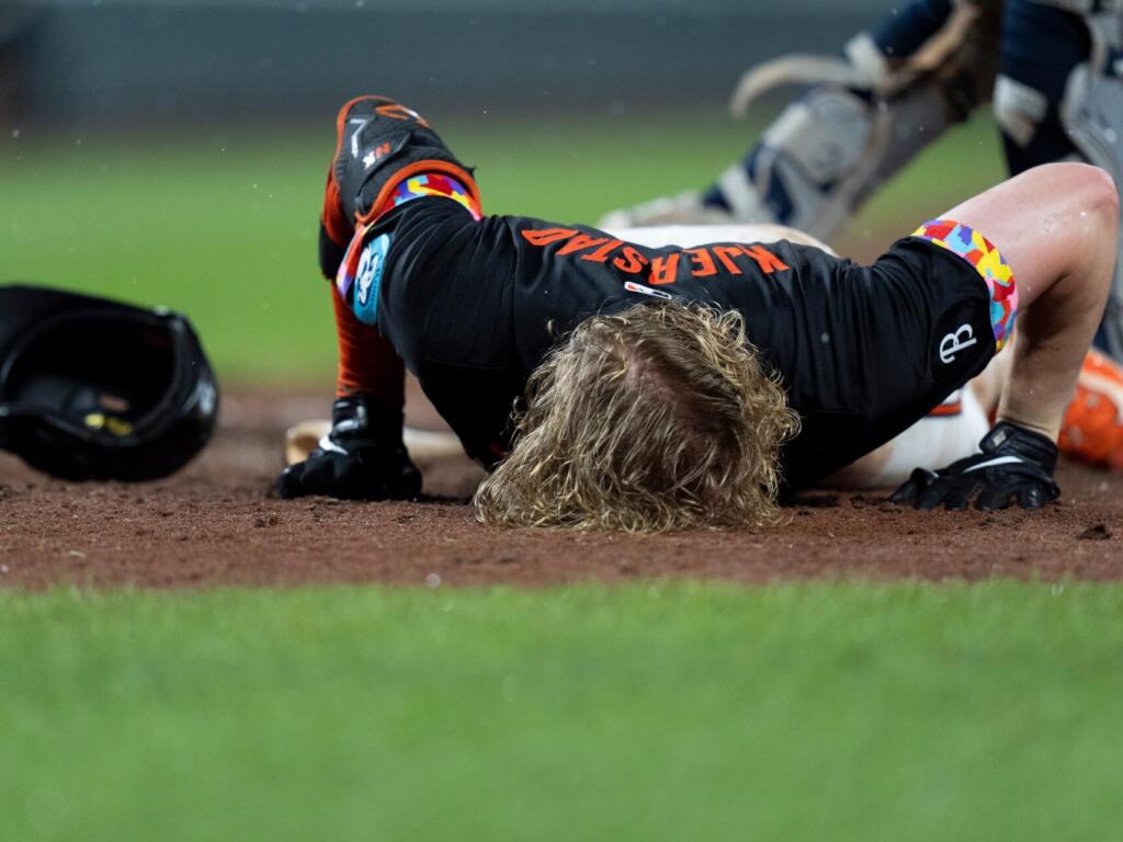 Yankees y Orioles se fajaron a los puños en el noveno