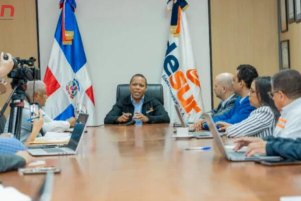 Edesur activa plan de contingencia por el impacto de los efectos del huracán Beryl
