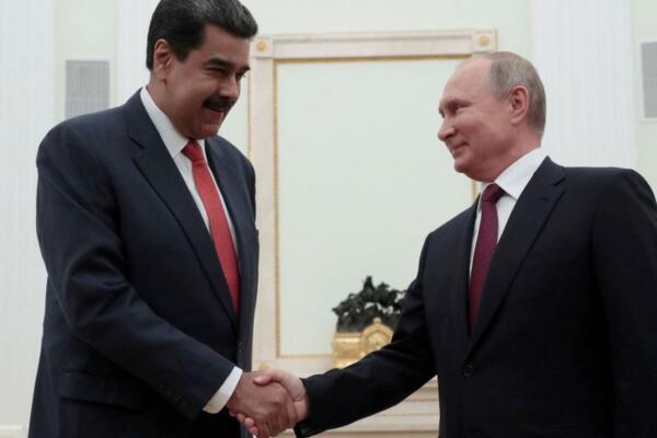 Putin felicita a Maduro por la reelección y le recuerda que es 