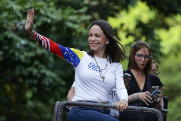 Machado agradece asilo de Costa Rica, pero asegura seguirá la 